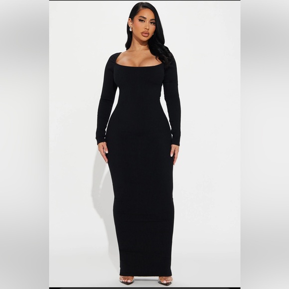 Fashion Nova- Snatched Maxi Dress | Black Bodycon Long Sleeve - Picture 1 of 5